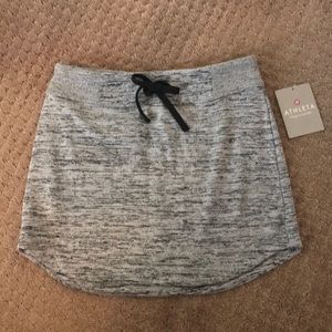 Athleta downplay skirt